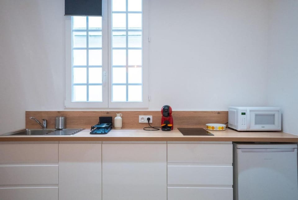 Studio neuf Paris 3eme Metro Etienne Marcel Apartment in Paris