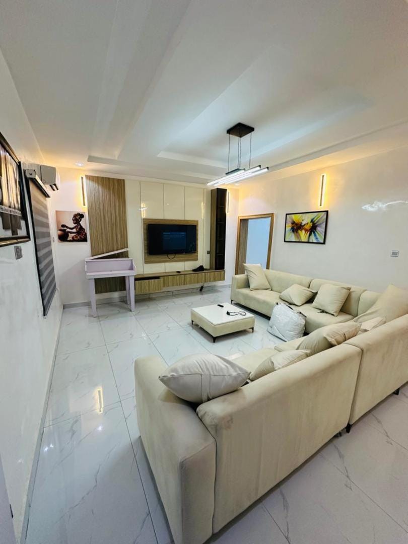 Communal lounge/ TV room, TV and multimedia, Living room, Seating area