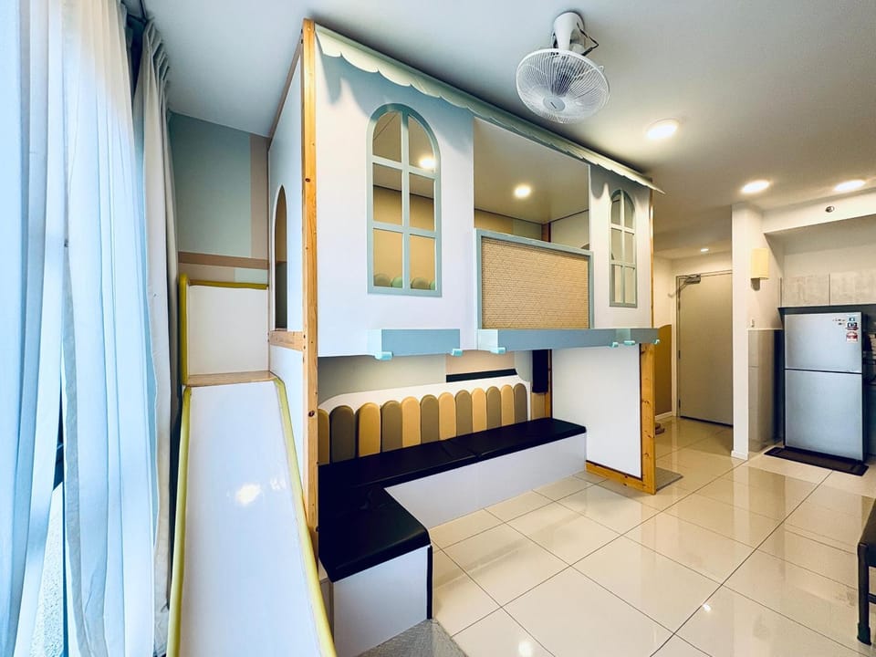 Unique Indoor Playground Stay In IOI Mall Putrajaya Apartment in Putrajaya