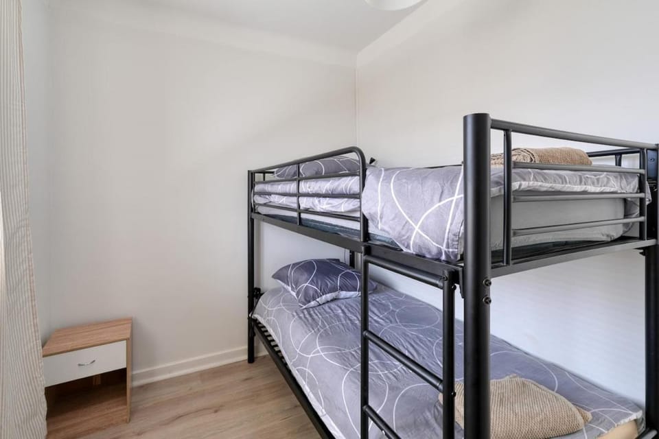 bunk bed