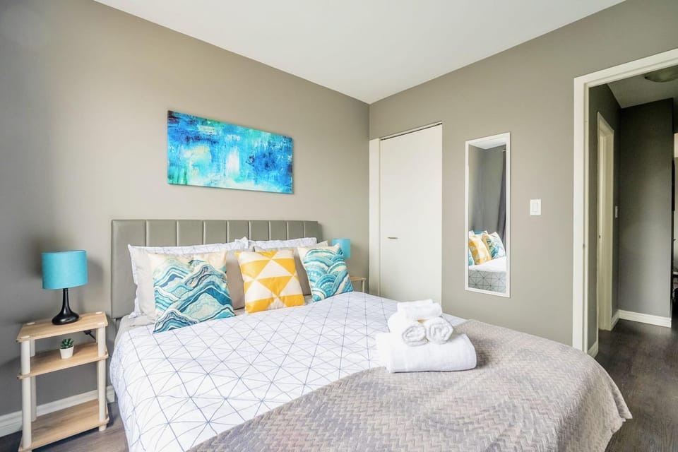 Charming Newly Renovated Condo - Glenview West Apartment in Hamilton