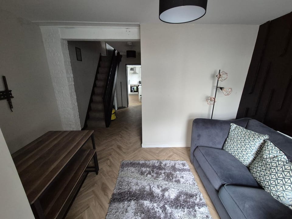 Comfortable 4BR Home Near Swansea Centre House in Swansea