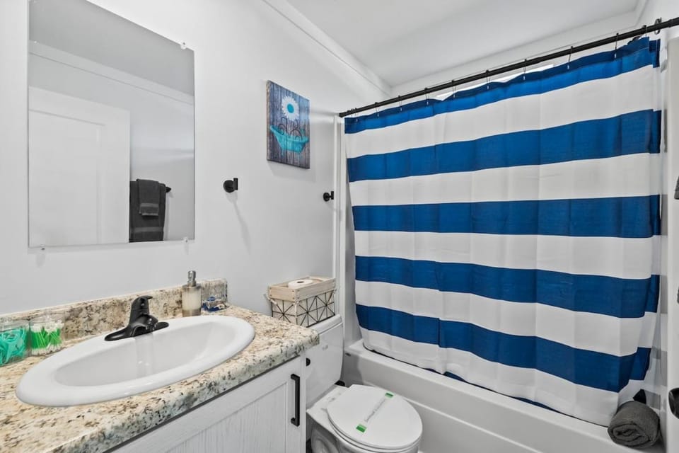 Seascape Casita Gulf Access Kayaks and Bikes House in St James City