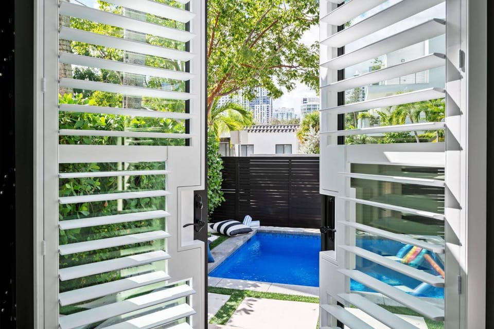 Las Olas Villa House in Fort Lauderdale