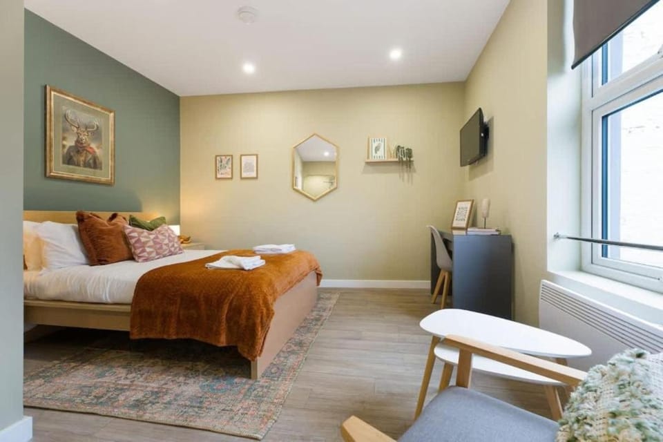 Bed, Bedroom