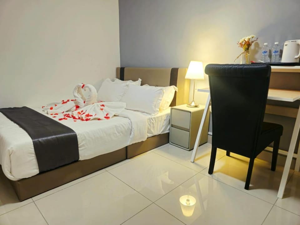 Pangsapuri Medini 1 I Iskandar Puteri Co-Homestay I Legoland I Couple Apartment in Johor