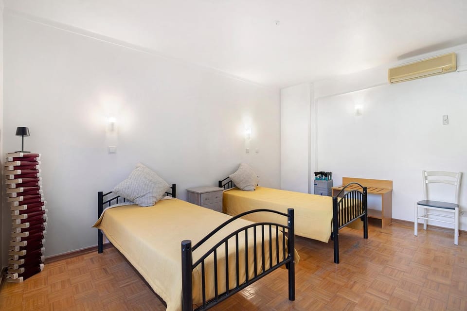 Property building, Living room, Bedroom