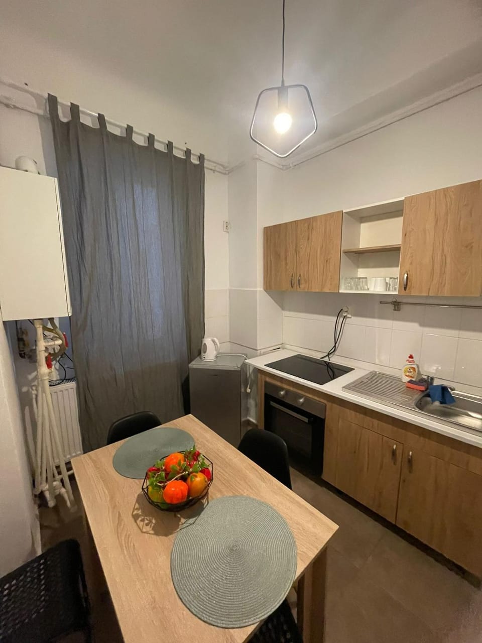 Big studio in city center for 4 people Apartment in Bucharest