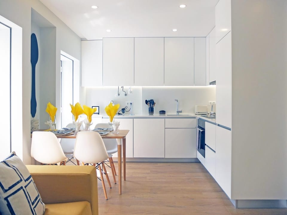 Property building, Kitchen or kitchenette, Living room