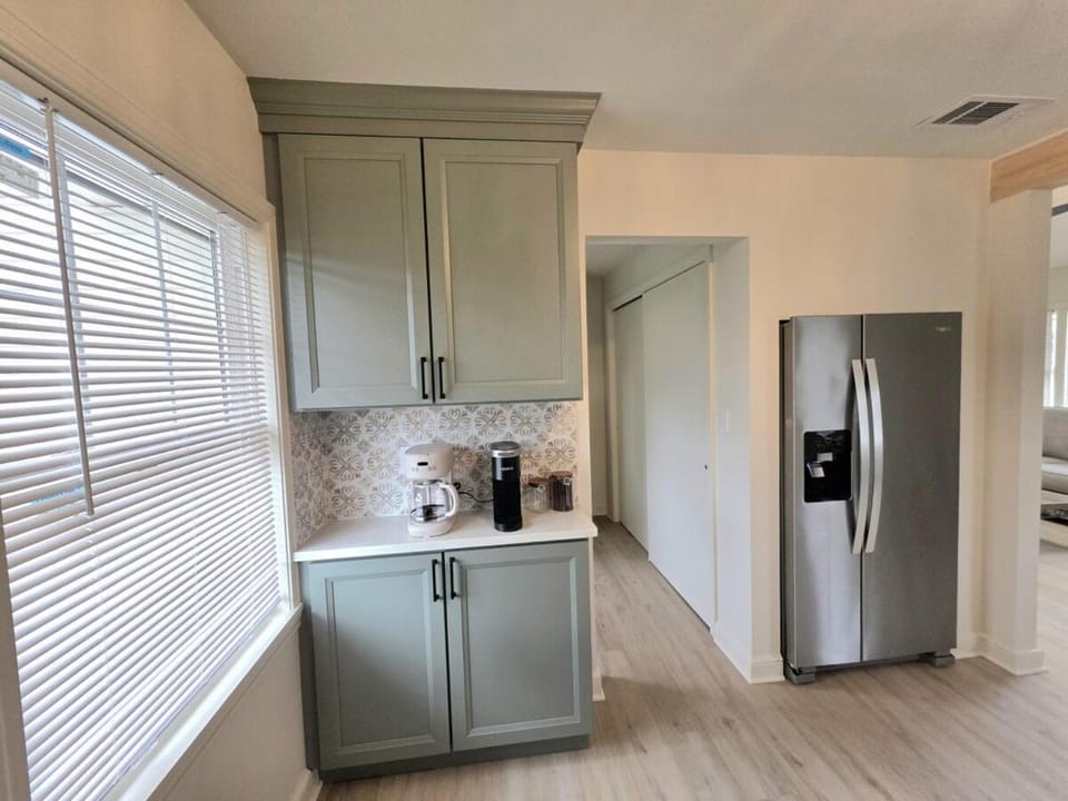 The Coastal Landing Stay House in East Haven