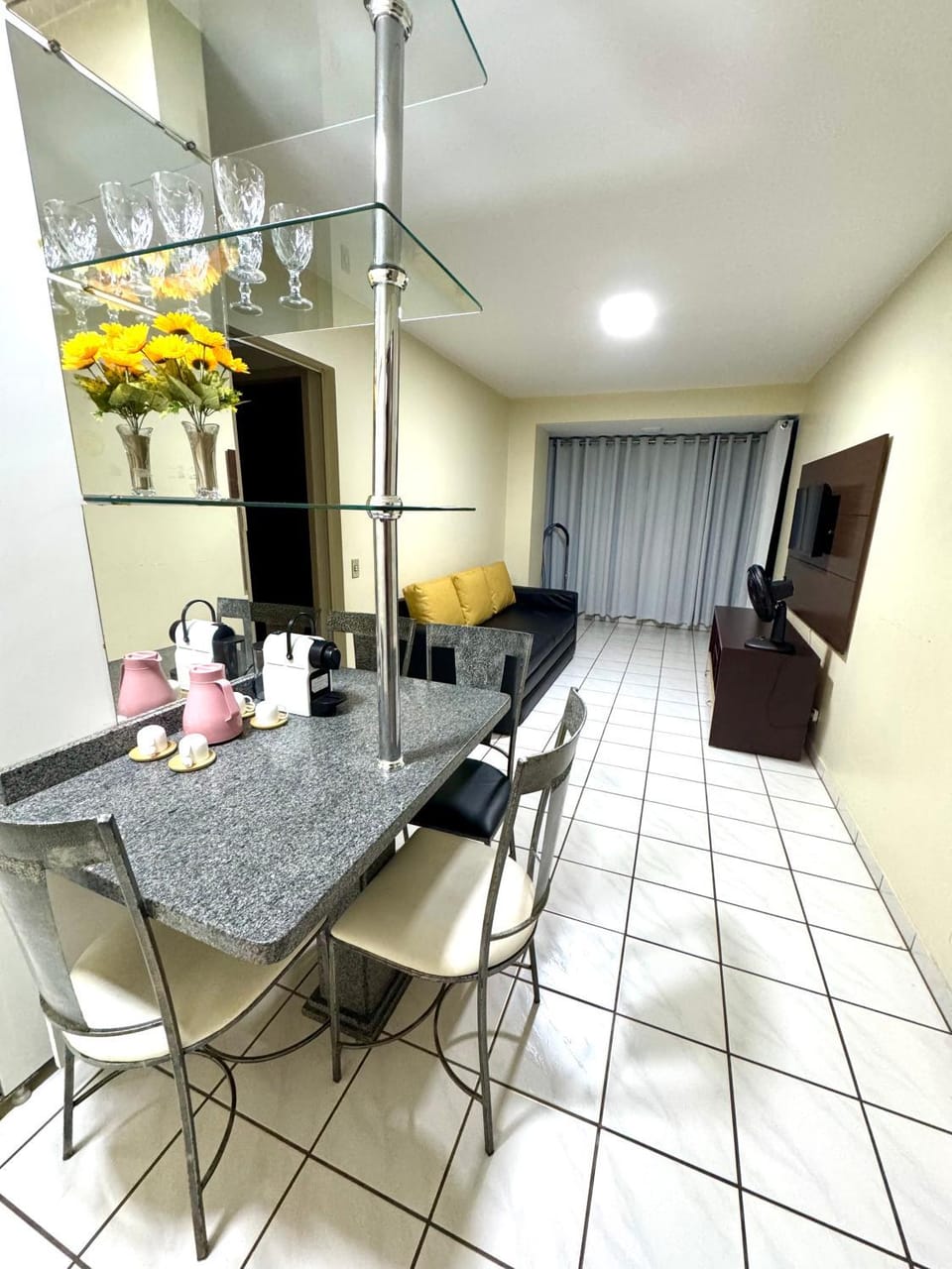 TV and multimedia, Living room, Dining area
