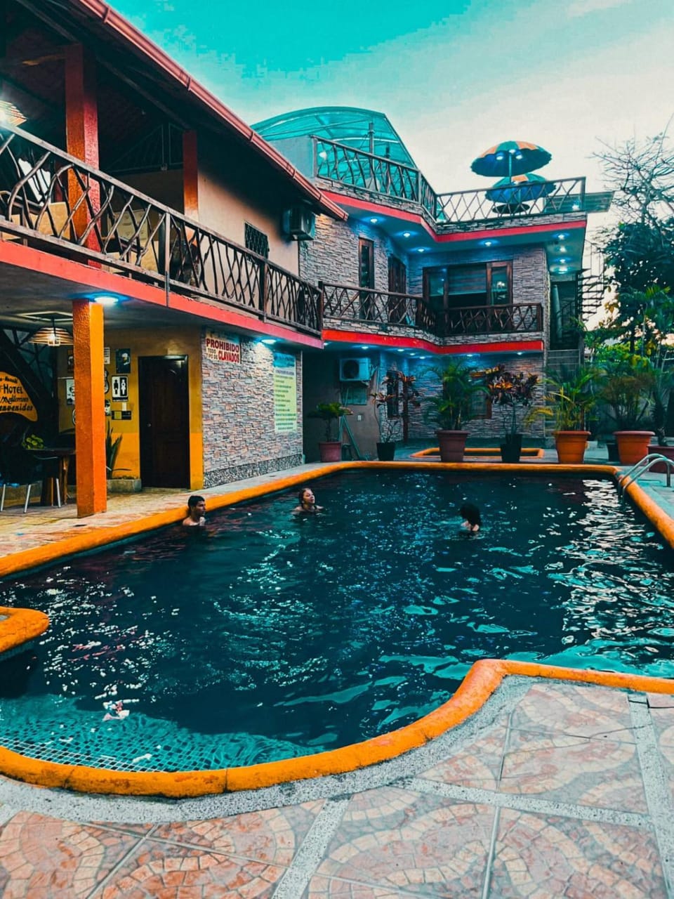 Swimming pool