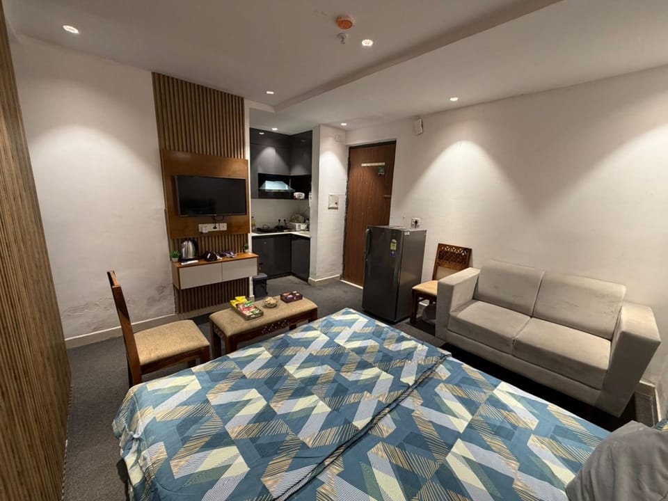 Loft of luxe Bathtub Luxury Stay Self Checkin Apartment in Punjab, India