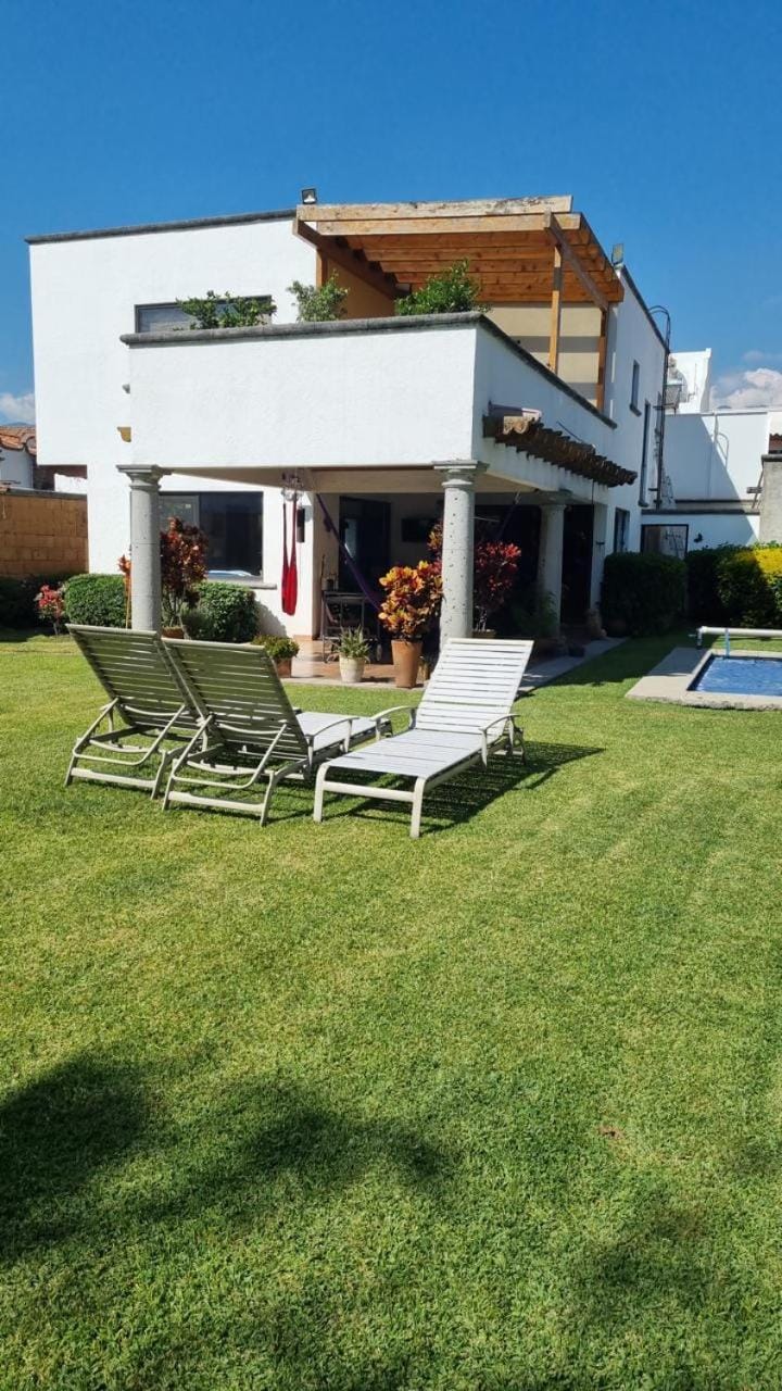 Azalea Paradise - Heated Pool & Garden House in Cuernavaca