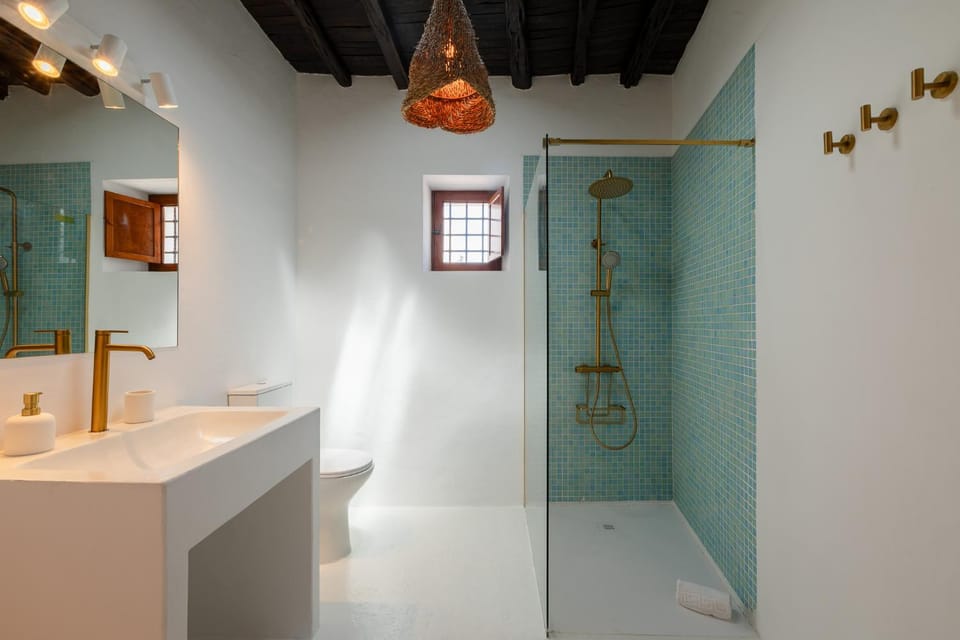 Shower, Bathroom