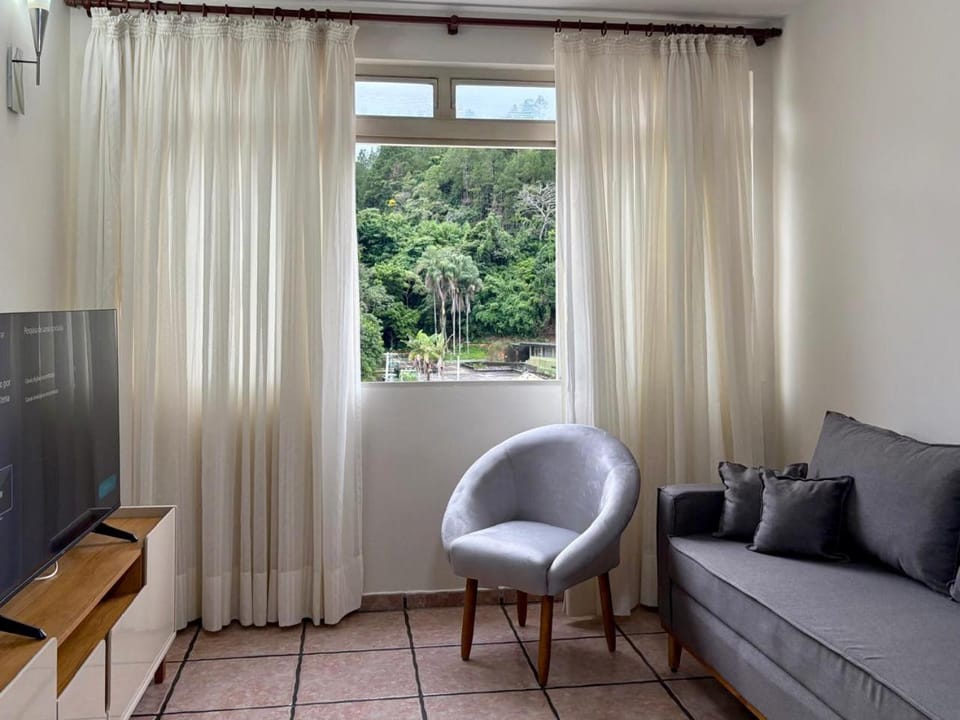 Apartamento central excelente localizacao em Serra Negra Apartment in Serra Negra