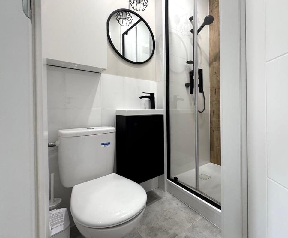 K22 Warsaw Central West Sękocińska 13B Apartment in Warsaw