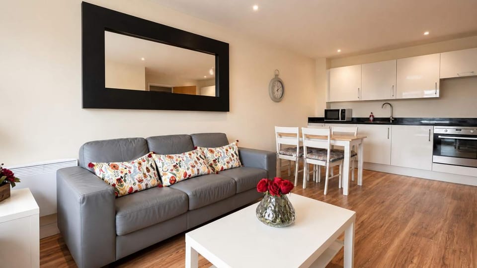 Modern 2-Bed City Living with Private Balcony Apartment in Salford