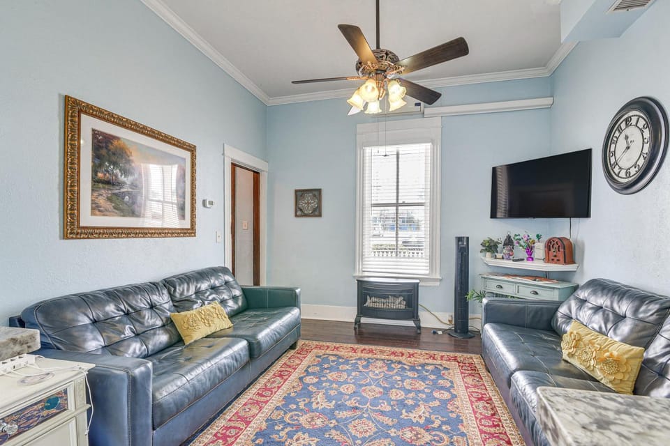 Steps to Pleasure Pier: Family Escape w/ Pool! House in Galveston Island