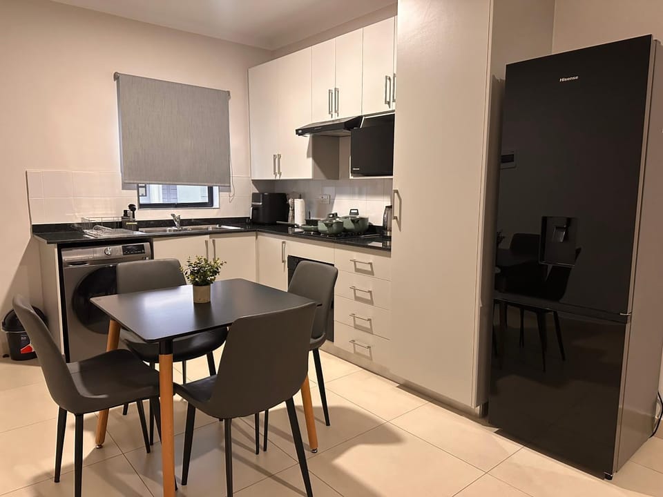 microwave, oven, toaster, washing machine, dryer, kitchen