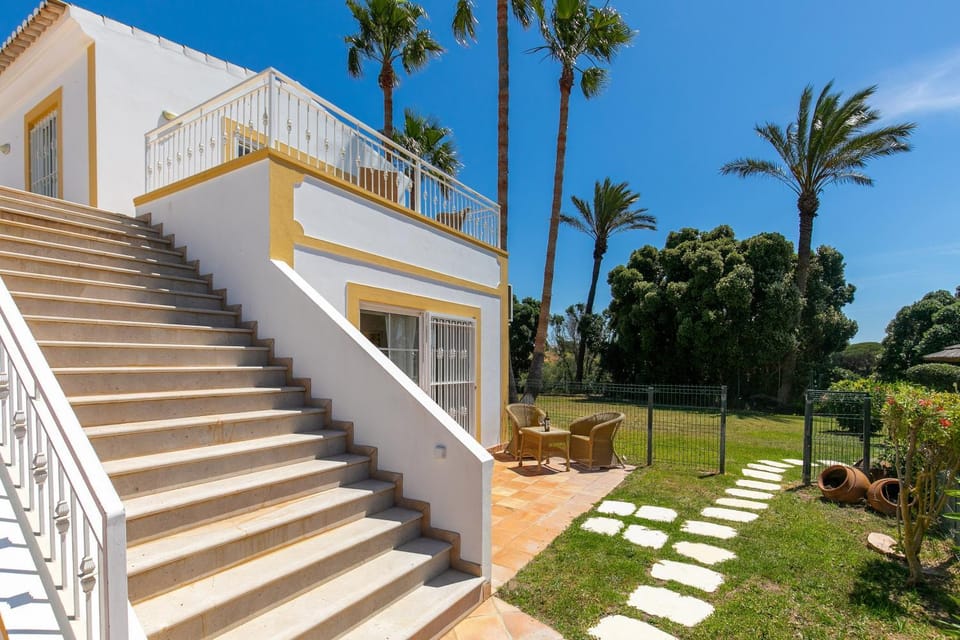 Monte Da Poupa - 7 bedroom villa - Sleeps 14 Villa in Guia