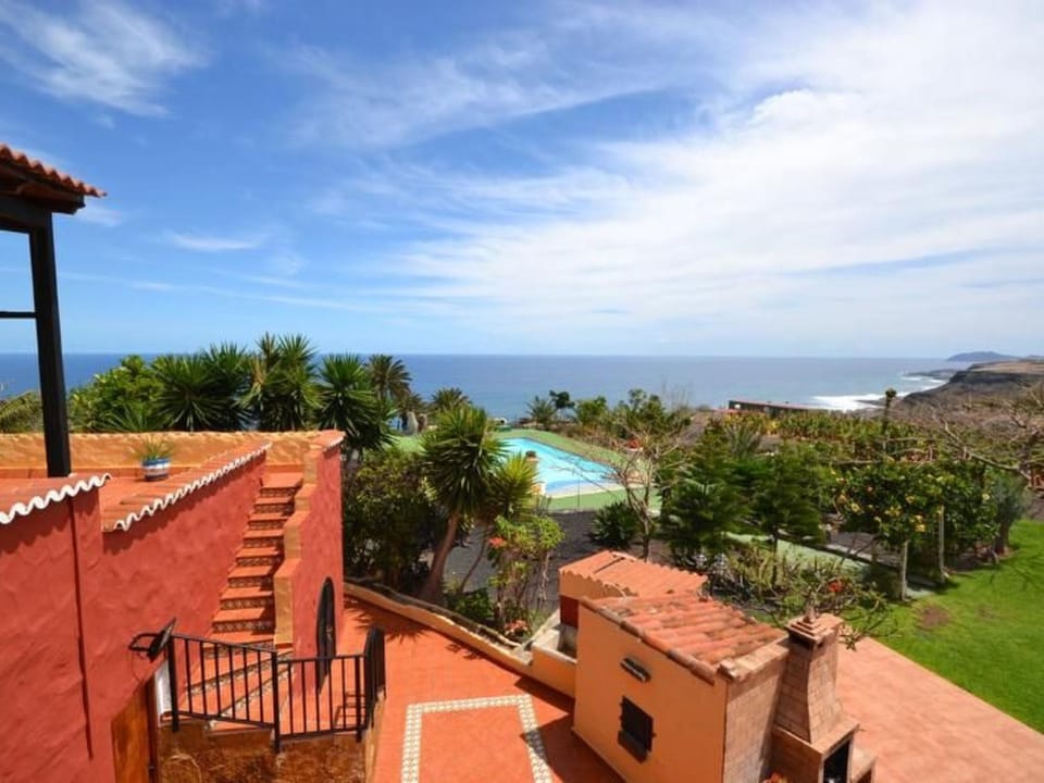 Holiday Home Villa mit Meerblick- für 10 Personen C03GC by Interhome House in Comarca Norte