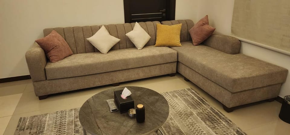 Nice Room Bedroom and Living Room Apartment in Jeddah