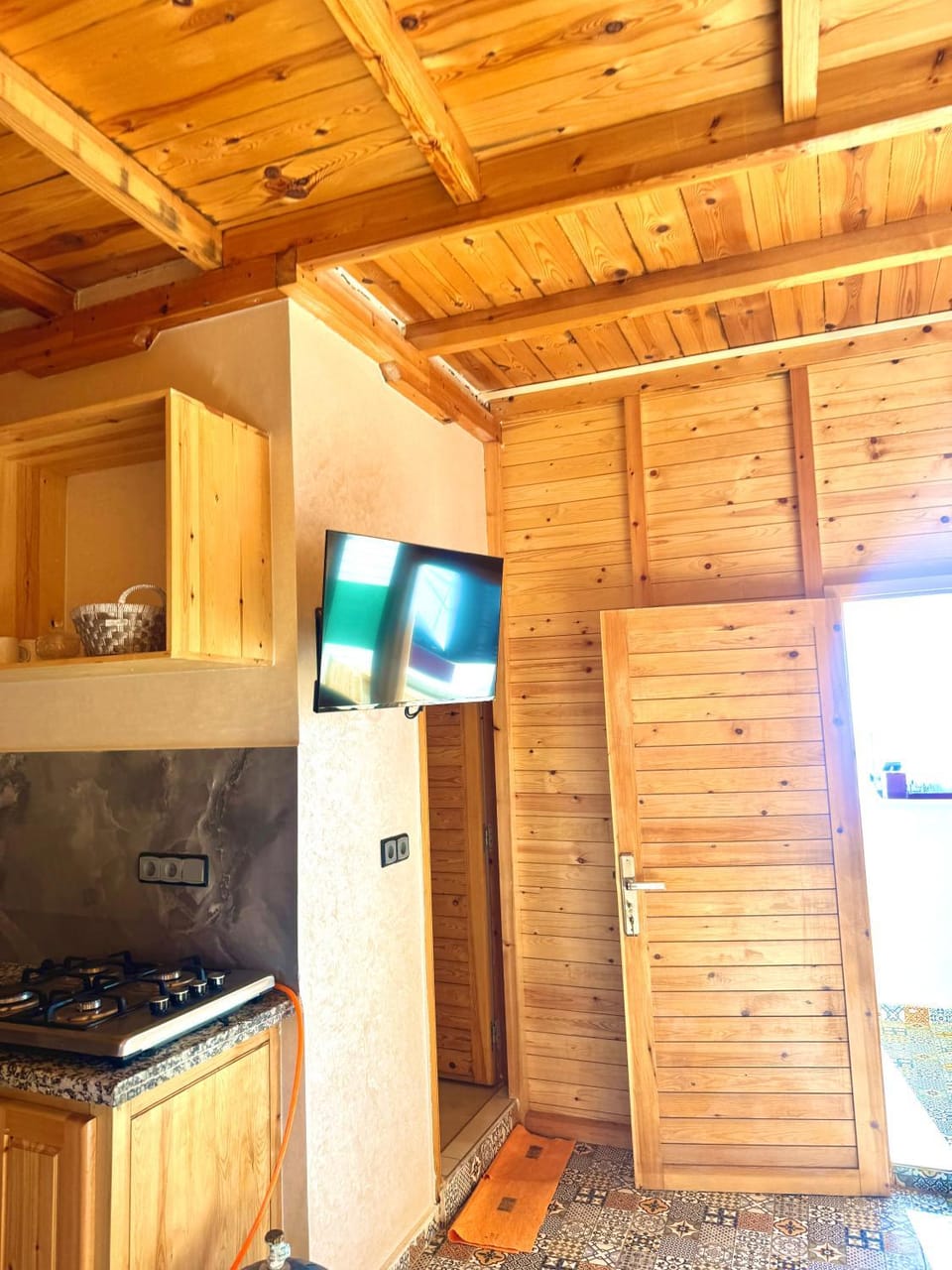 TV and multimedia, Kitchen or kitchenette, oven