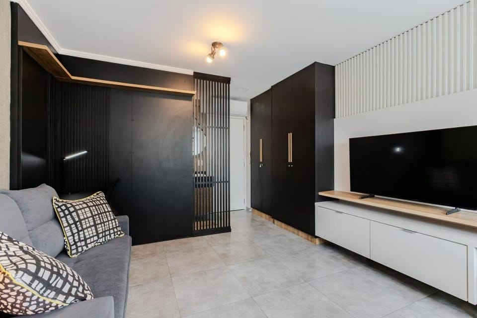 Premium 1 bedroom apartment and living room VN Apartment in Sao Paulo City
