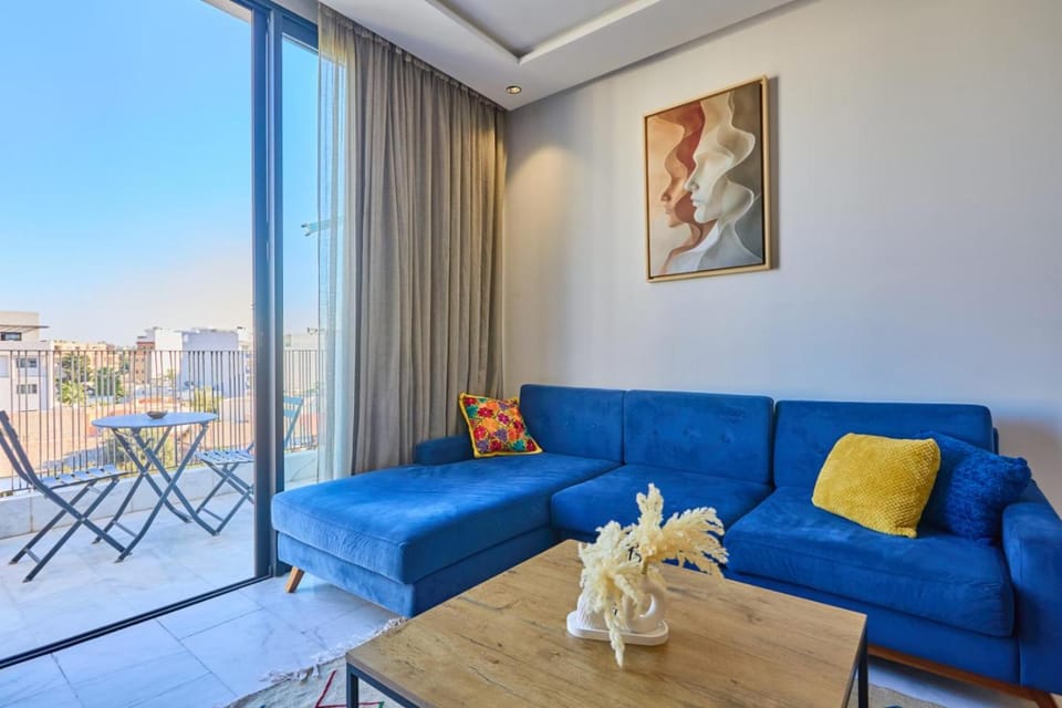View (from property/room), Balcony/Terrace, Living room, Seating area, Dining area