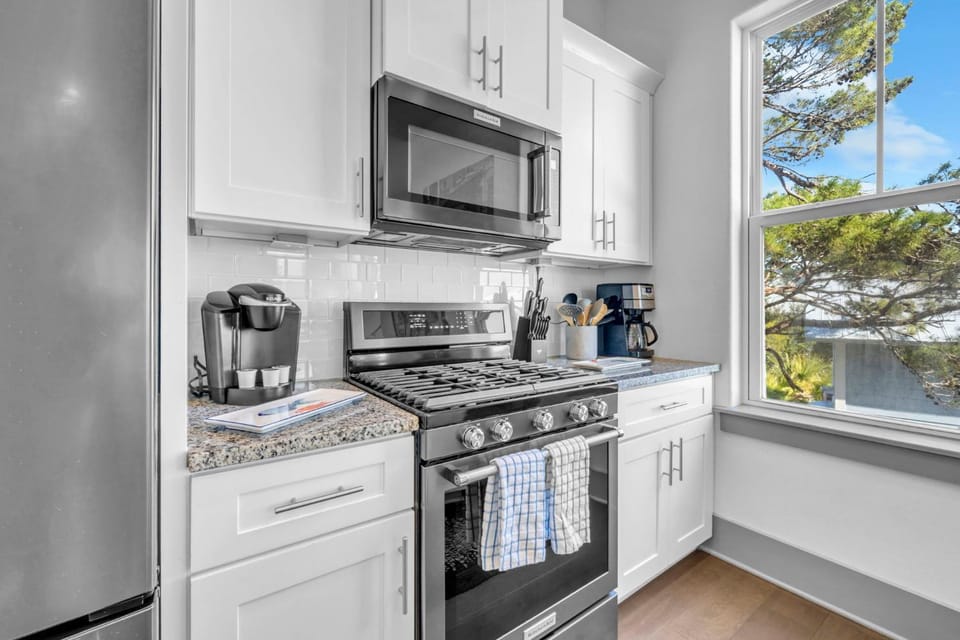 Sand Star Oasis near beaches of 30A House in South Walton County