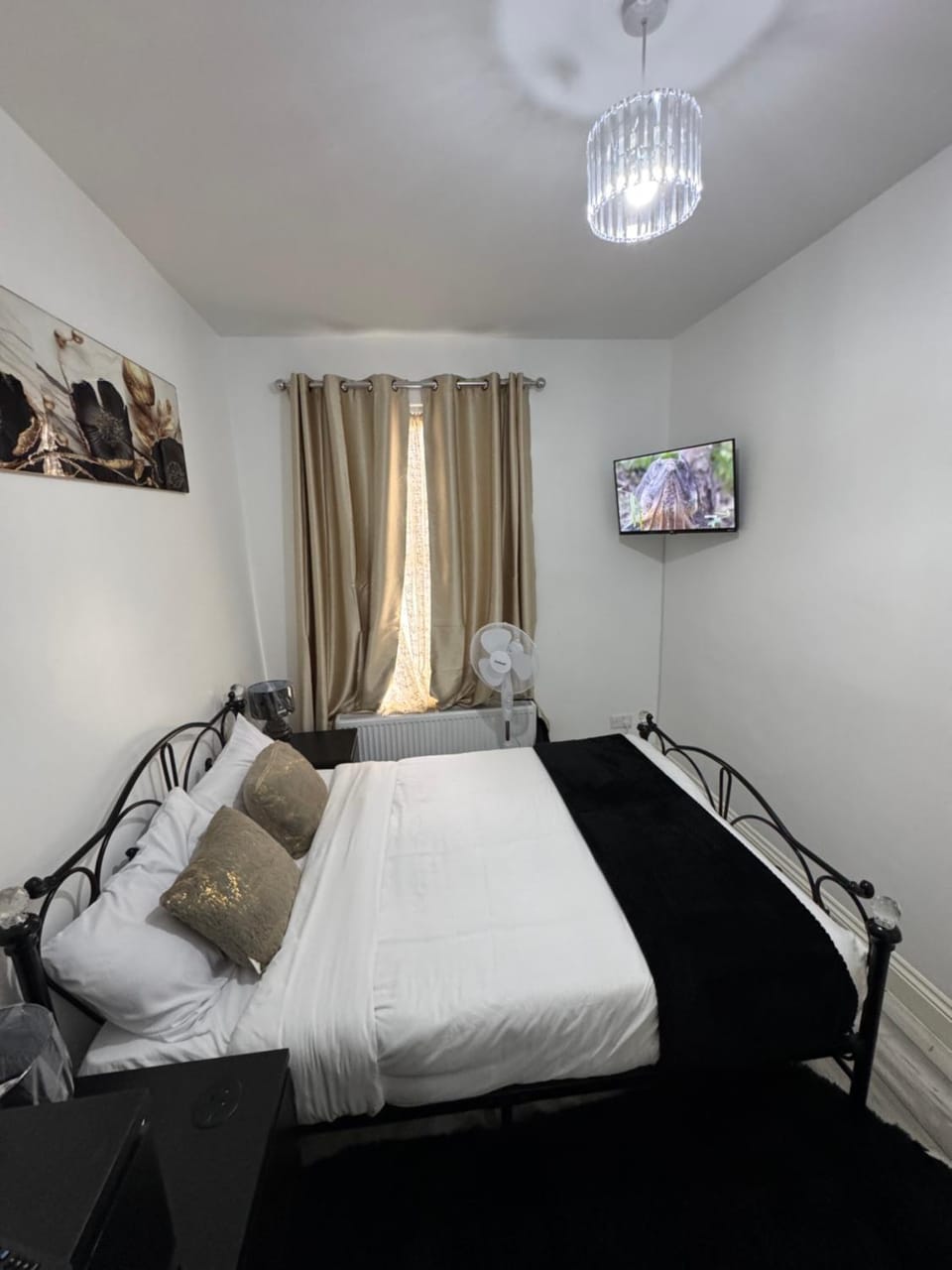 Ivery House - Walking distance to Tottenham Stadium Vacation rental in London