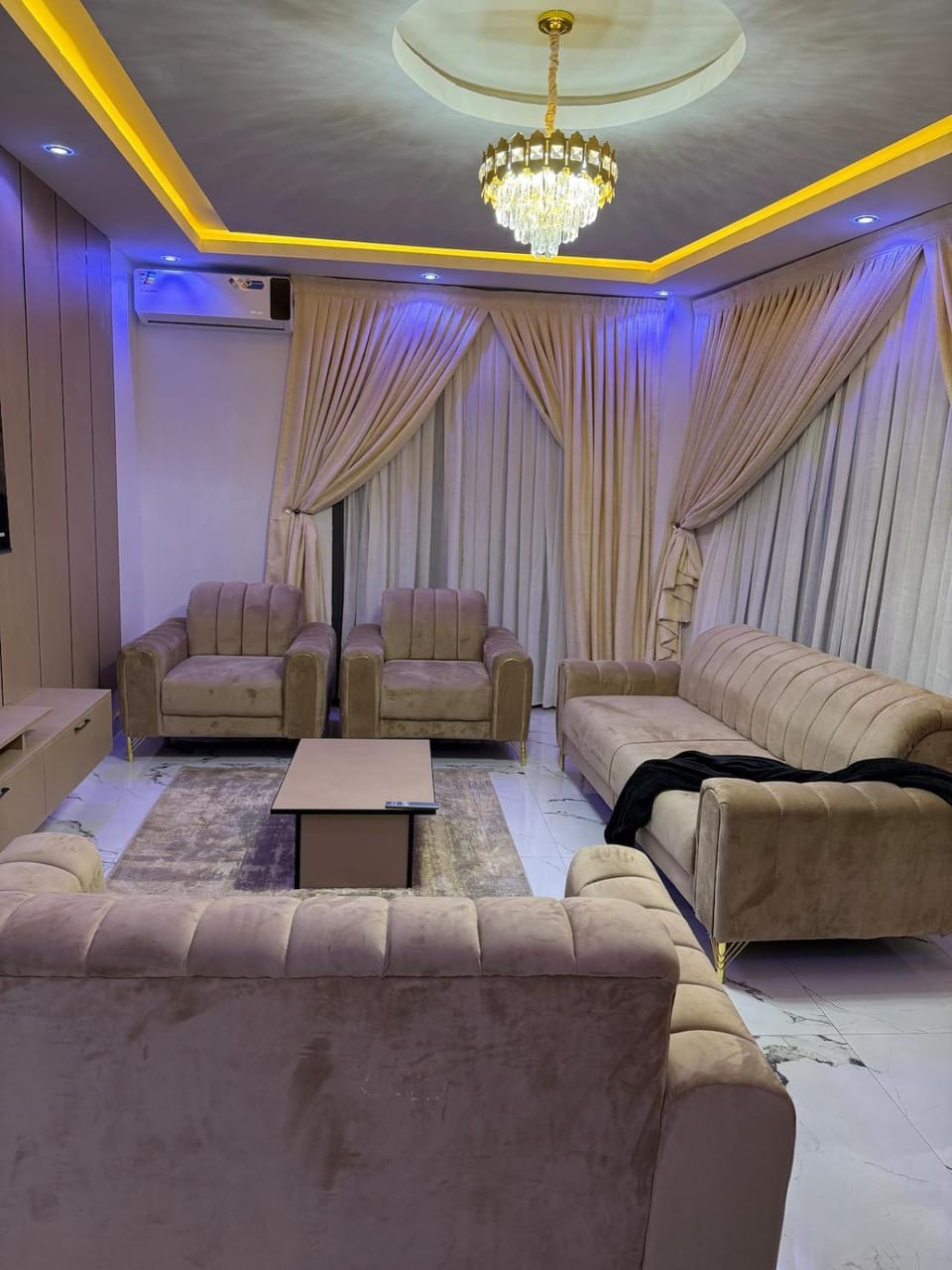 Bel appartement situé au virage Apartment in Dakar