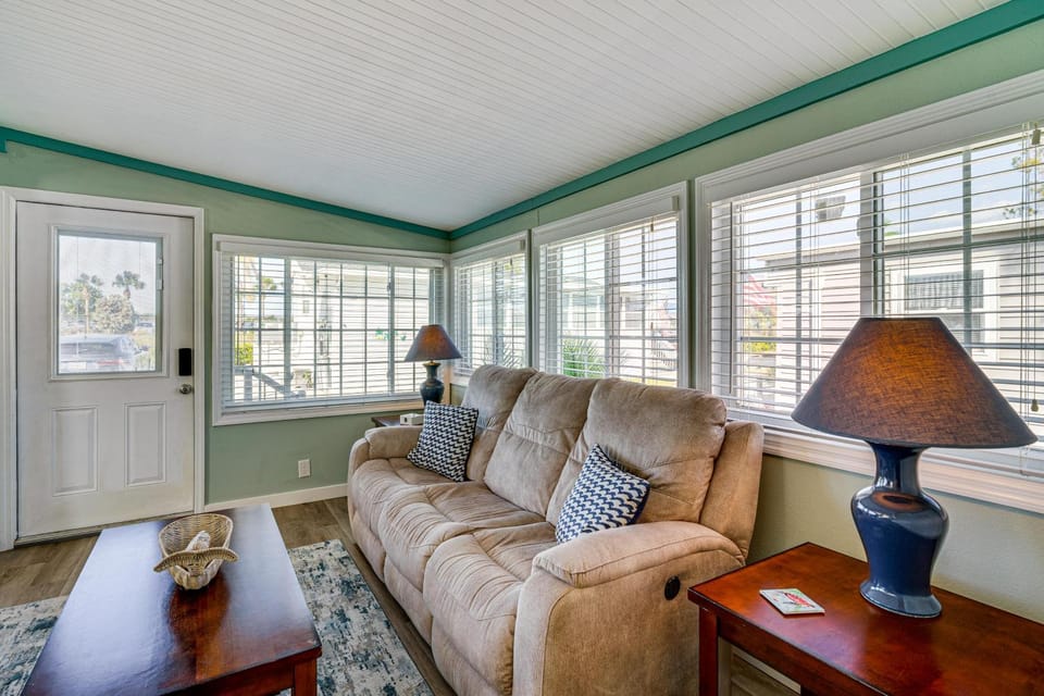 Deck & Resort Perks: Home 3 Mi to Fort Myers Beach House in Lee County