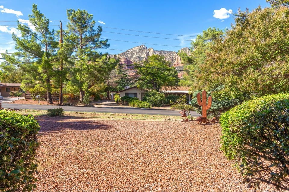 View (from property/room), Mountain view