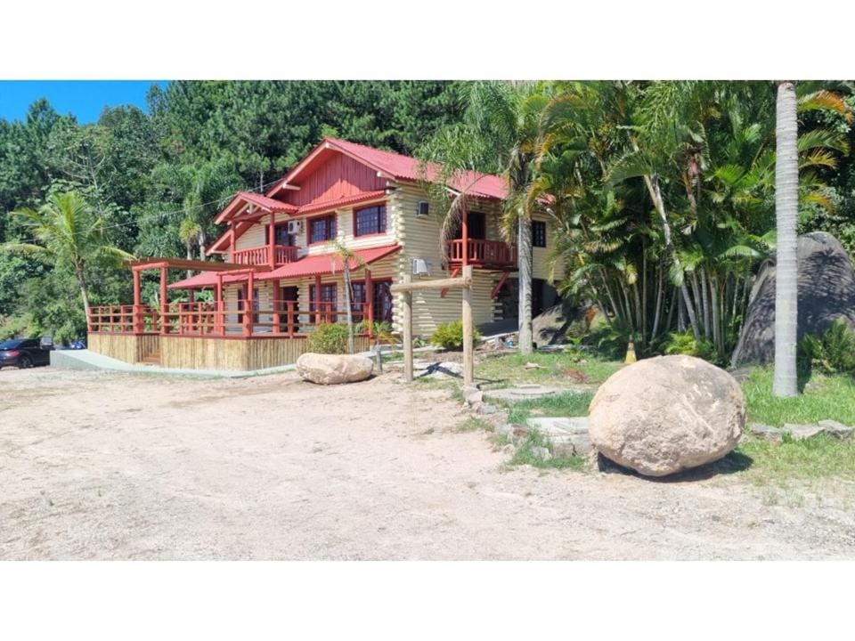 Bella Ilha Hostel Hostel in Florianopolis