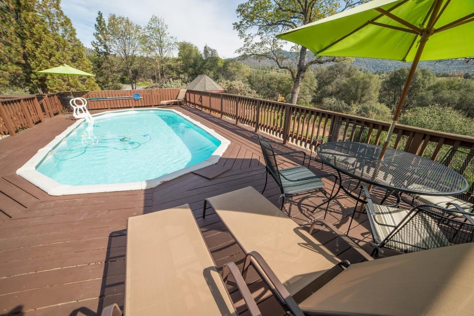 Balcony/Terrace, Swimming pool