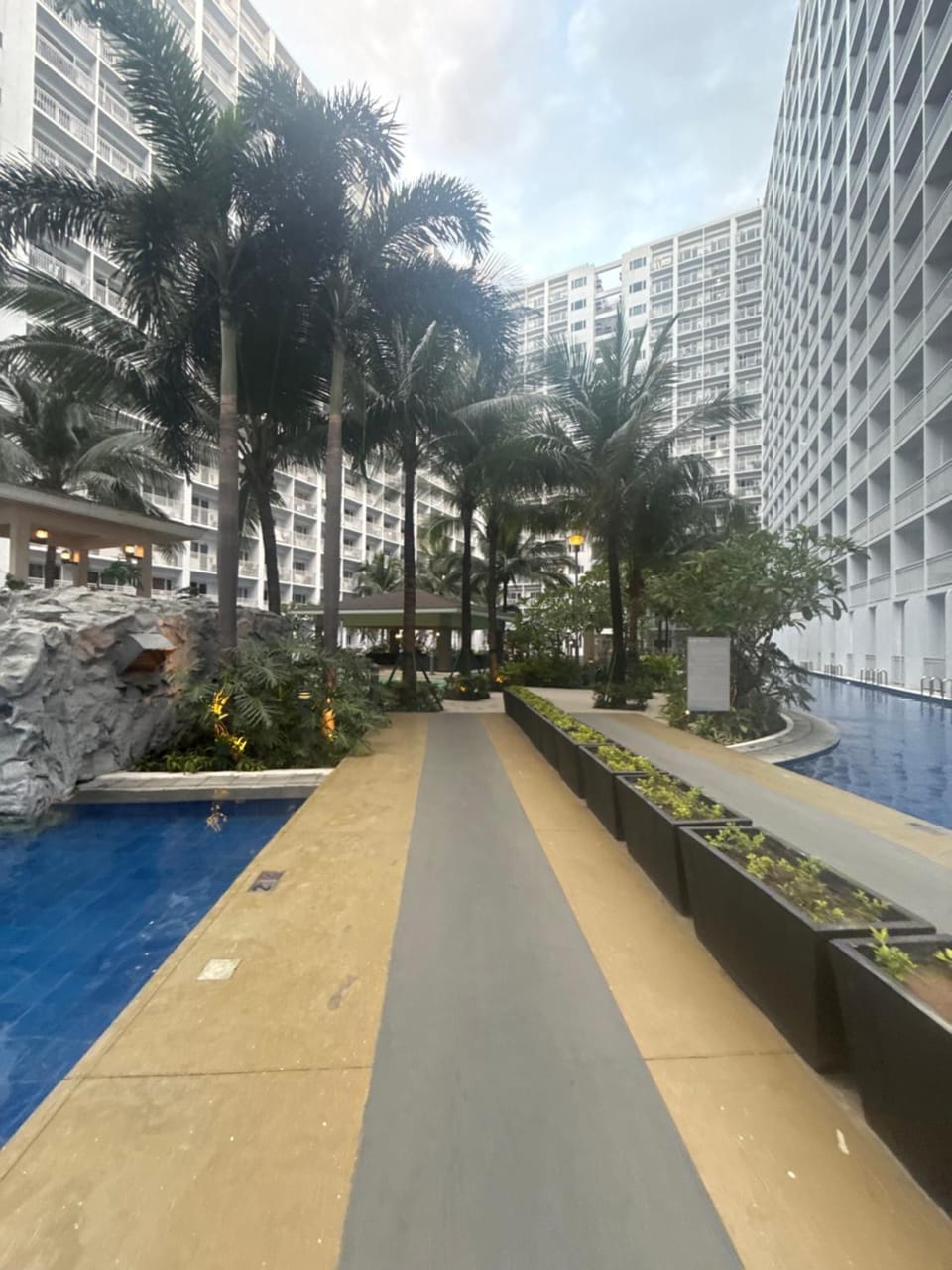 Chen Staycation at Shore Apartment hotel in Pasay