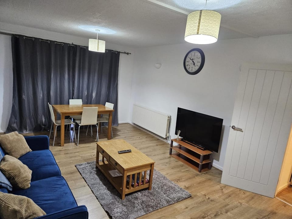 Communal lounge/ TV room, Living room