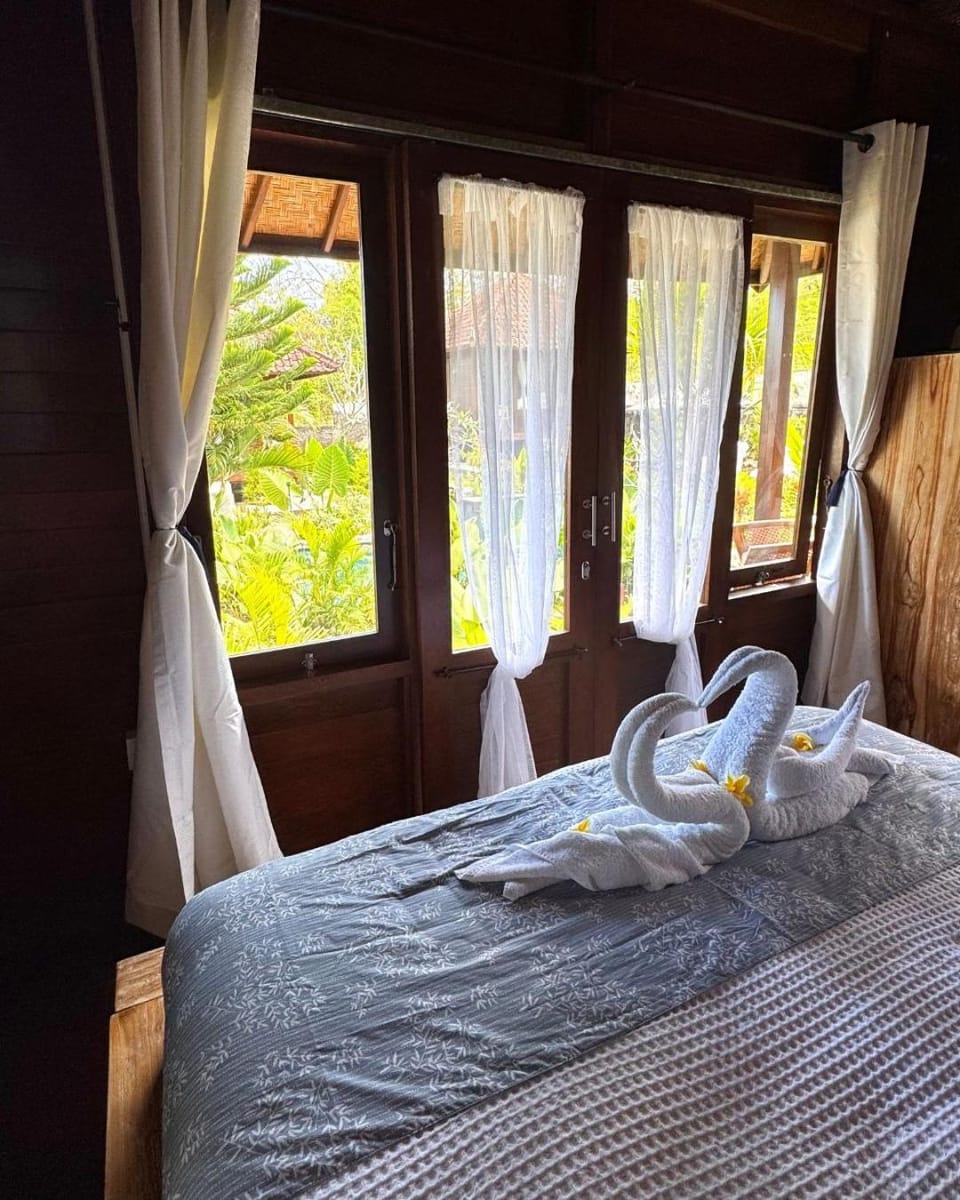 Puri Sari Guest House Lembongan Bed and Breakfast in Nusapenida