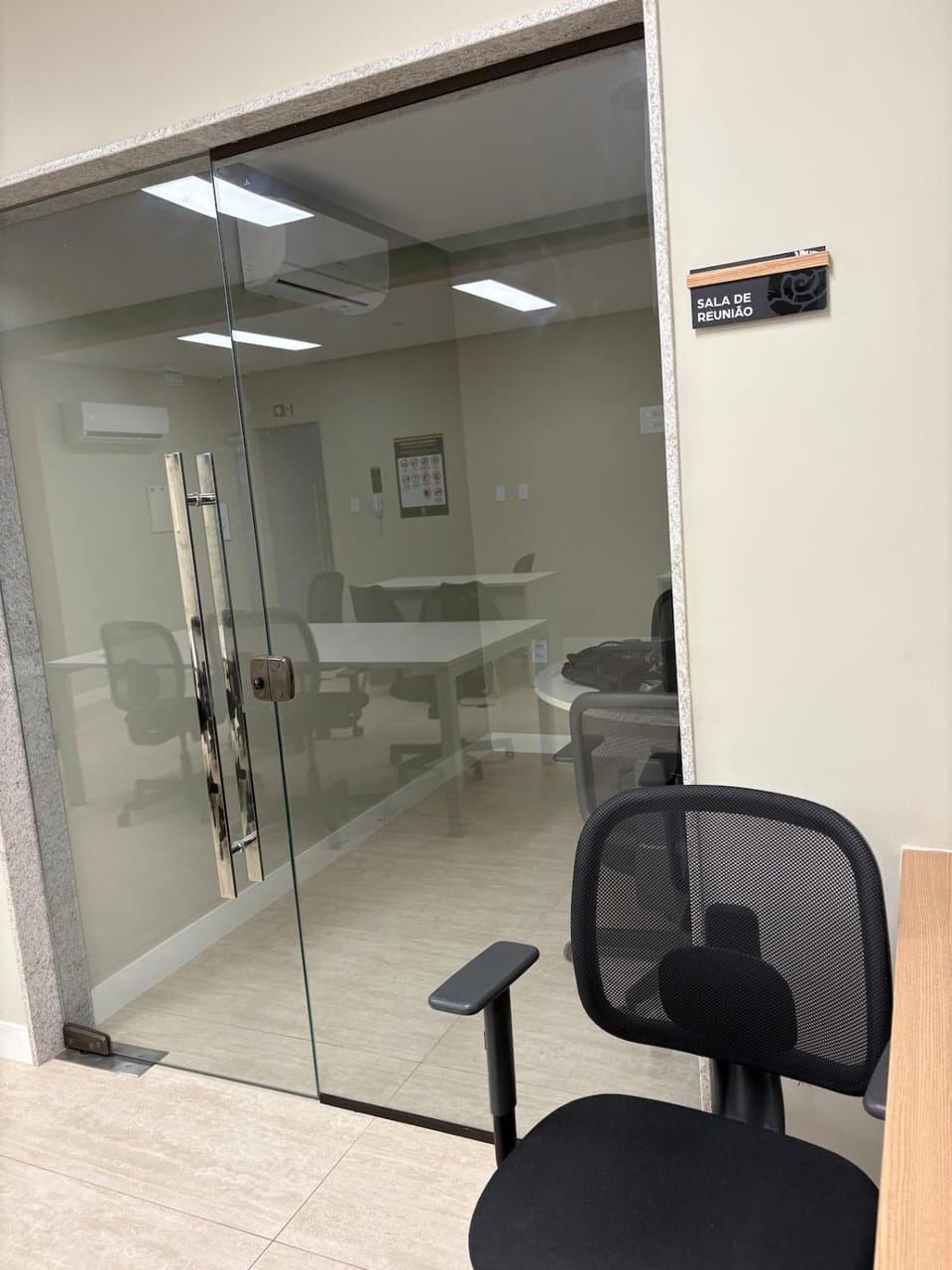 Meeting/conference room