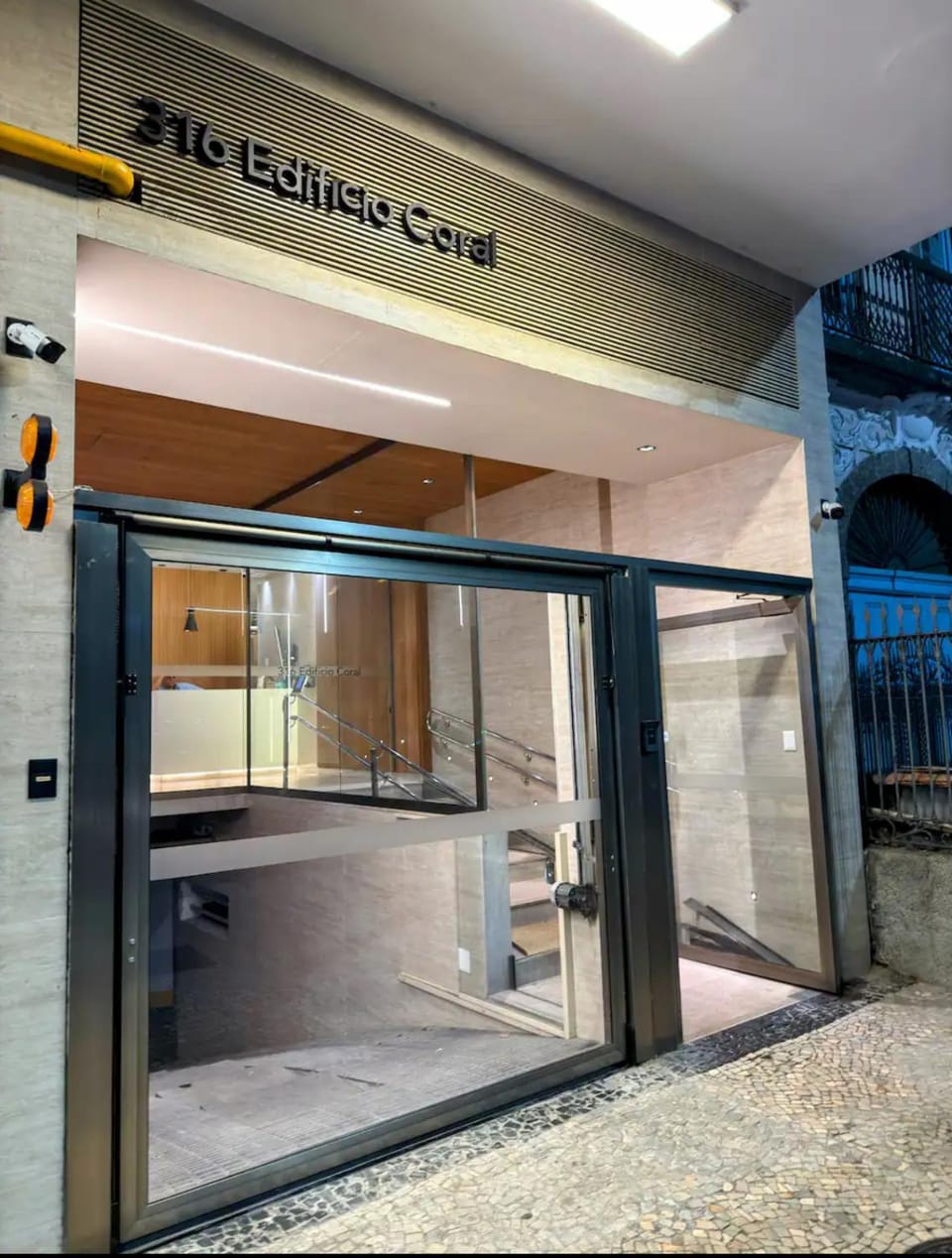 Property building, Day