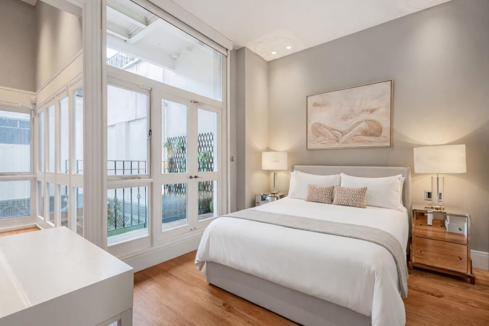 Bed, View (from property/room), Balcony/Terrace, Photo of the whole room, Bedroom