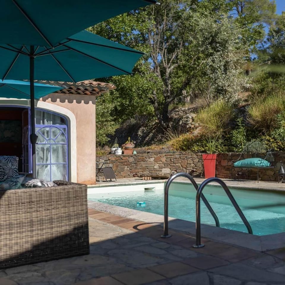 Studio l'annexe avec piscine partagée House in Flayosc