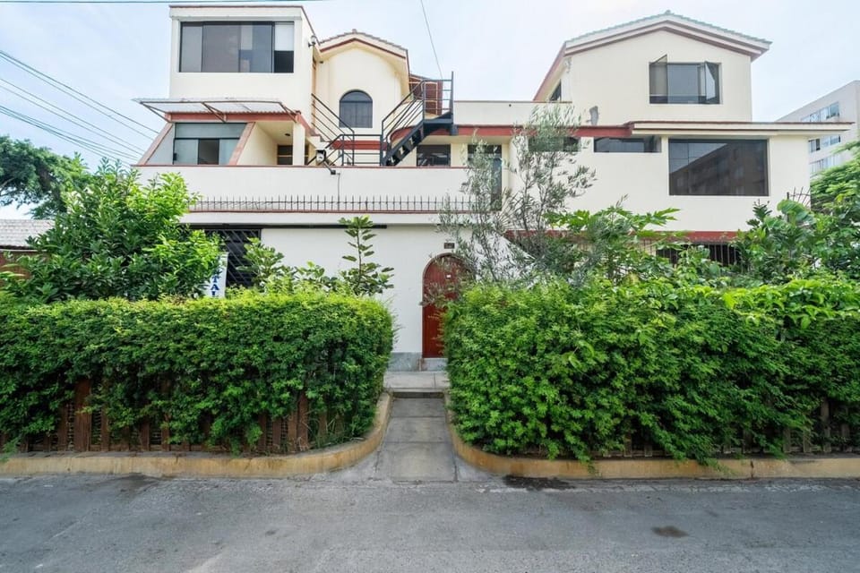Equipped Loft with Sofa Bed and Balcony Apartment in Chorrillos