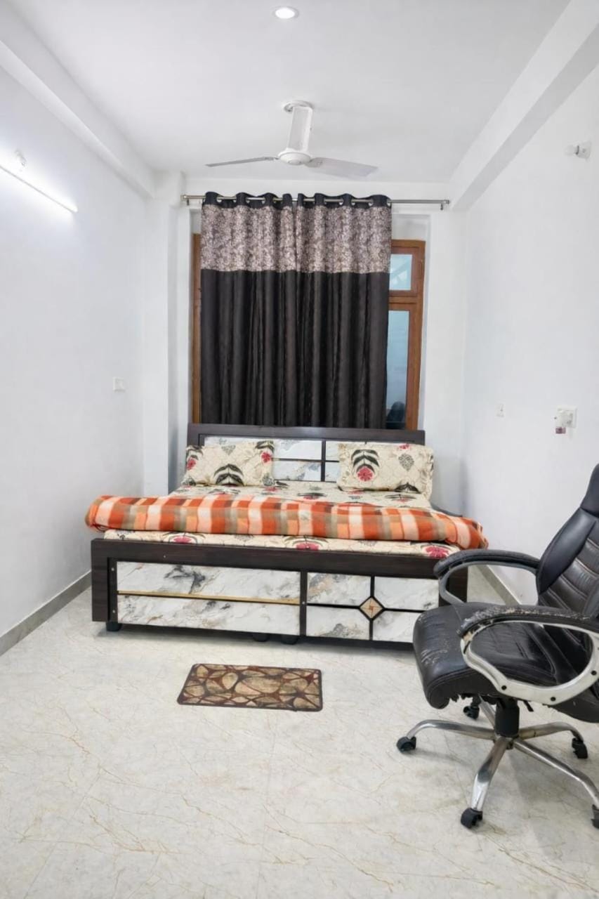 Shivay Nivas Ayodhya Walking Distance from Ram Mandir Vacation rental in Nepal