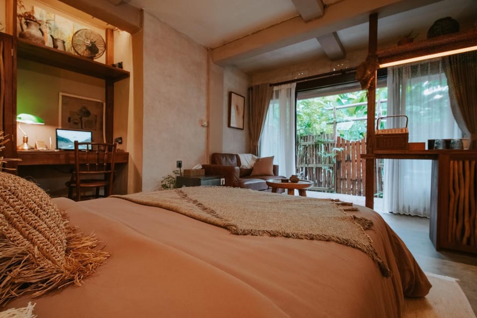 View (from property/room), View (from property/room)