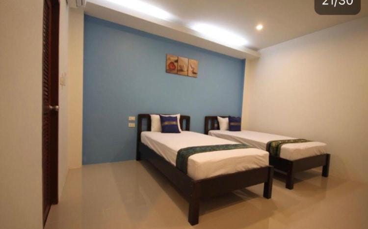 Phangan Guest House Bed and Breakfast in Ko Pha-ngan Sub-district