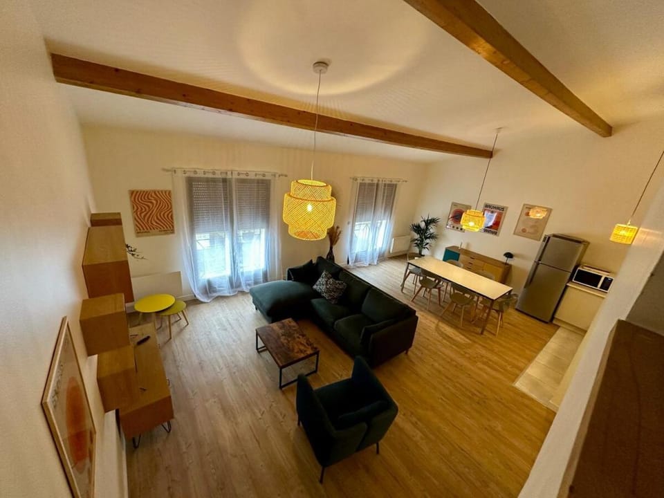 Living room, Dining area