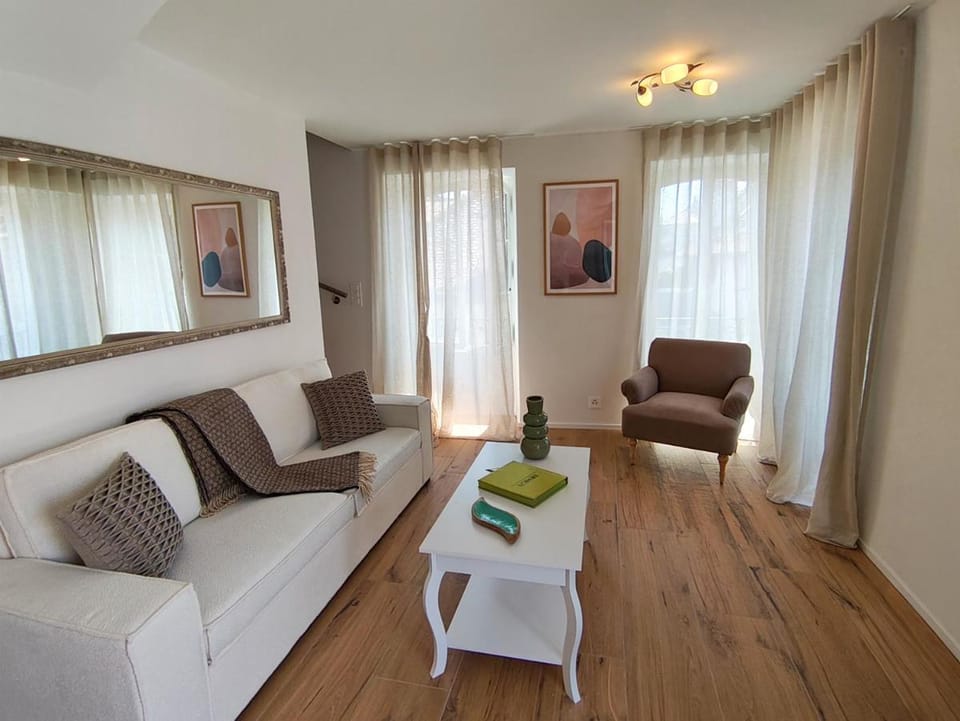 Zogbi Hospitality Aubonne 4 Apartment in Canton of Vaud
